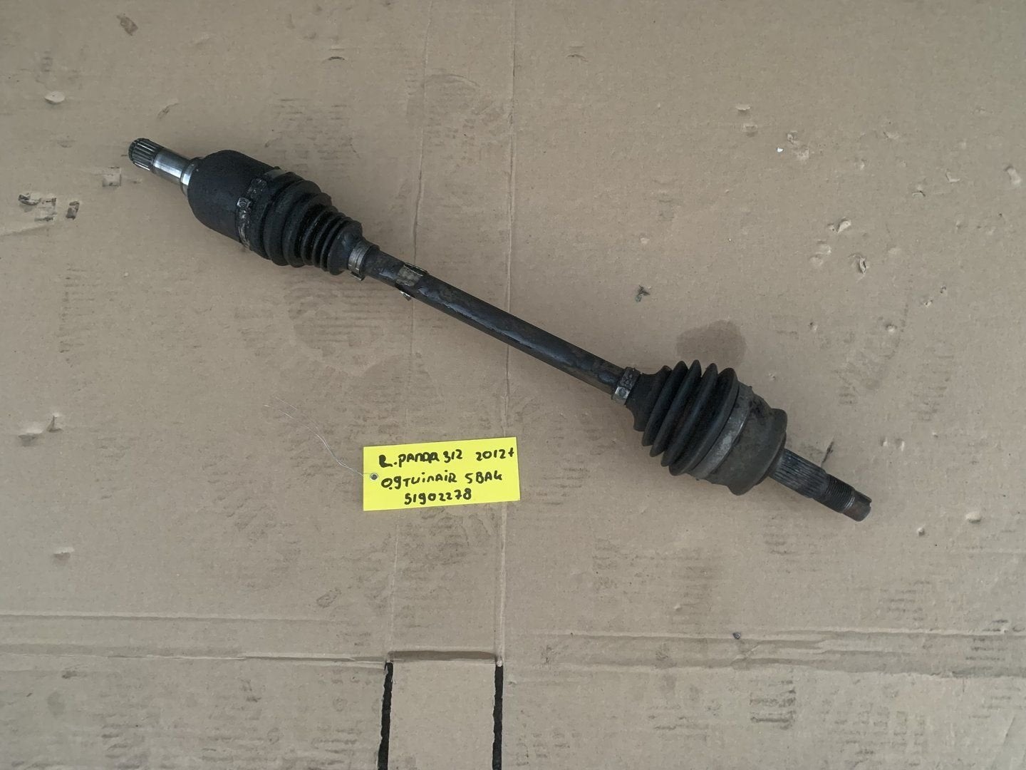 aandrijfas links fiat panda 2012 tot 2019 1.2 0.9 519022780, Gebruikt, -, -, Ophalen of Verzenden
