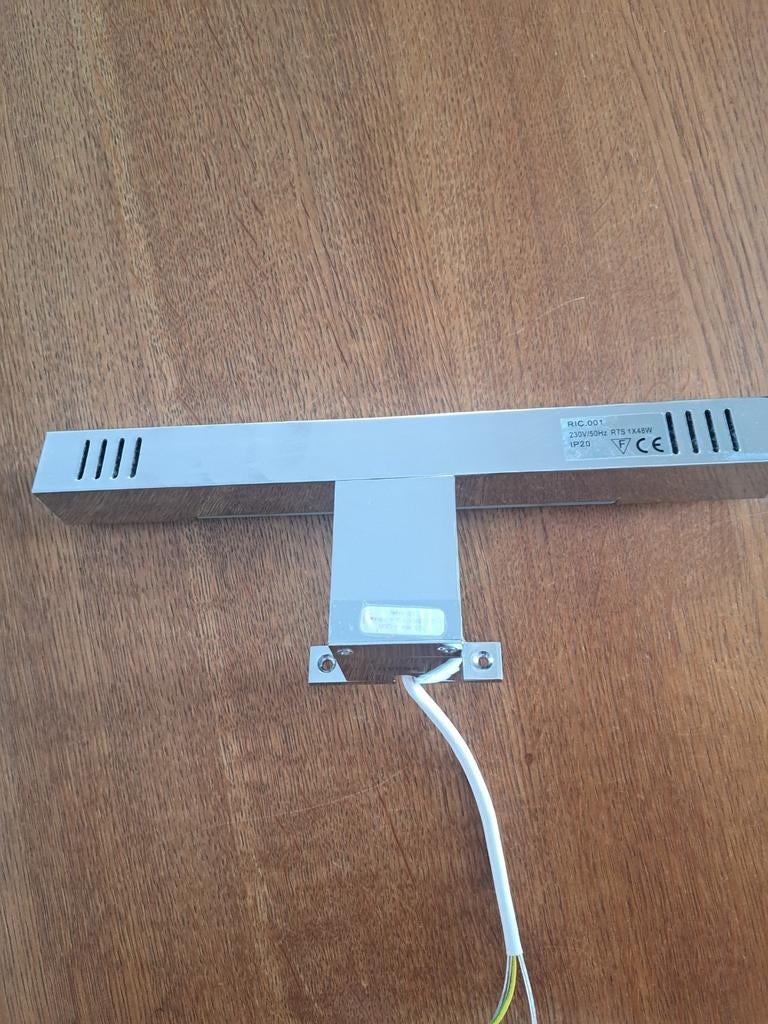 Badkamer spiegel lamp ., Ophalen of Verzenden, Gebruikt, Metaal of Aluminium