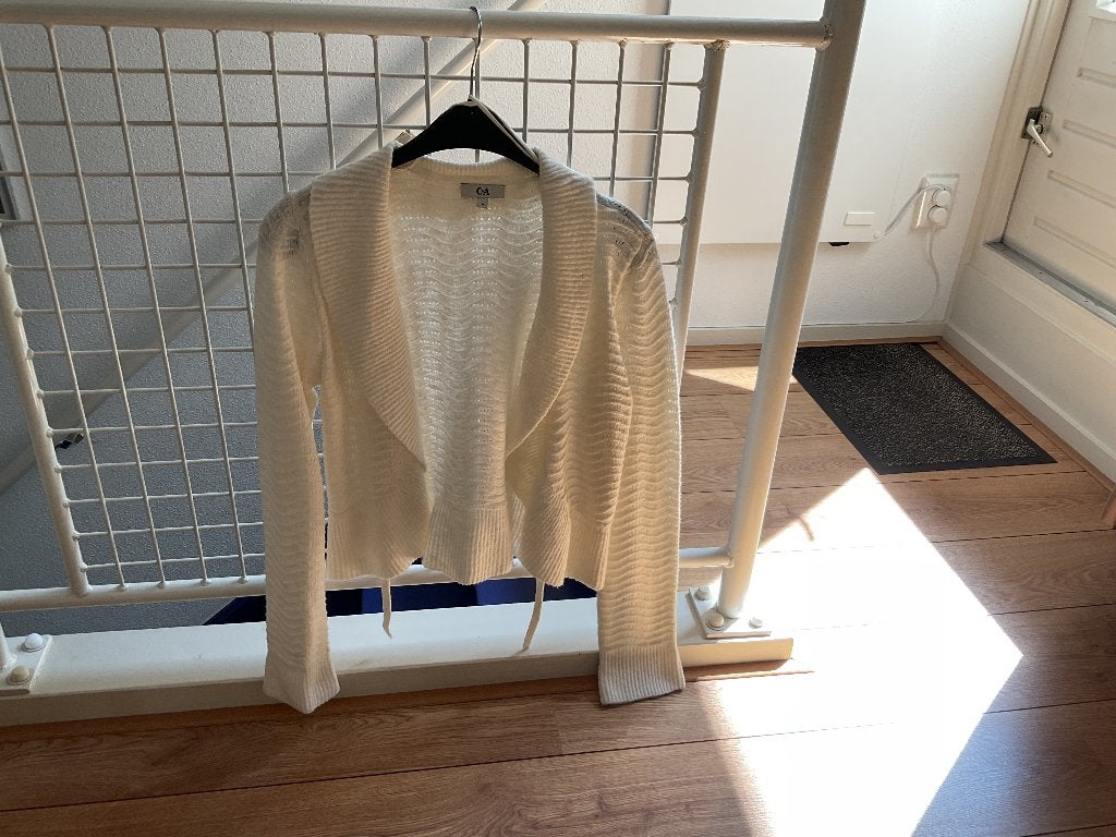 Kort vestje met lange mouwen, Maat 38/40 (M), Wit, Nieuw, Ophalen of Verzenden