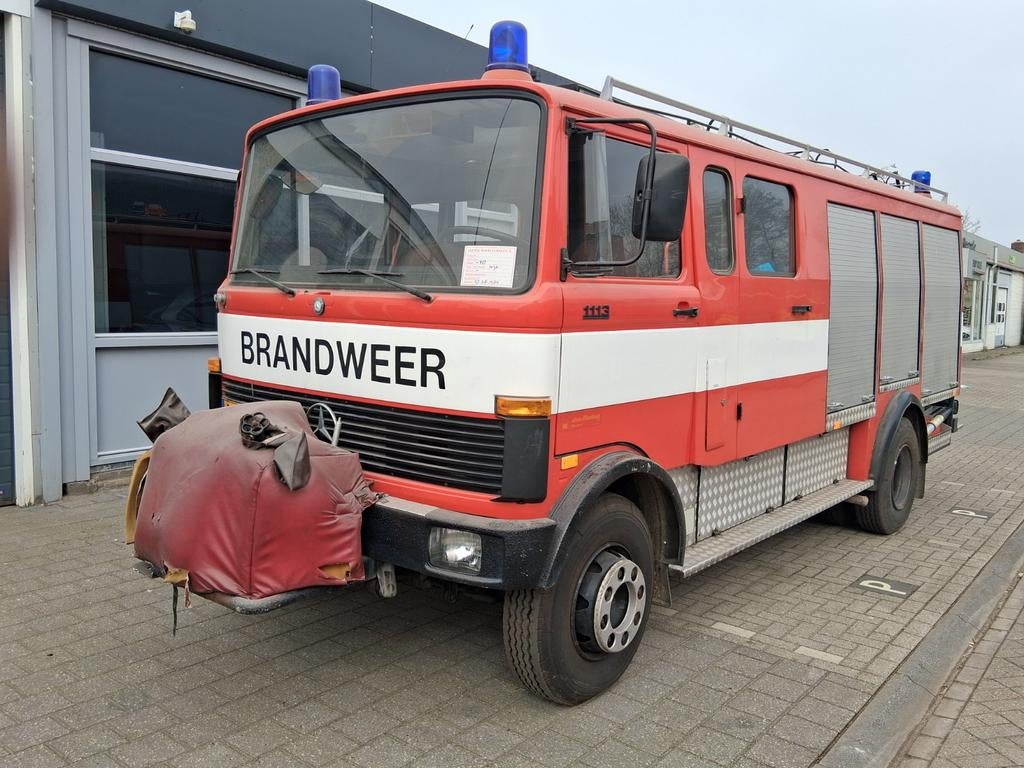 Mercedes 1113 brandweerwagen belasting vrij, Auto's, Mercedes-Benz, Particulier, Diesel, Handgeschakeld, Achterwielaandrijving