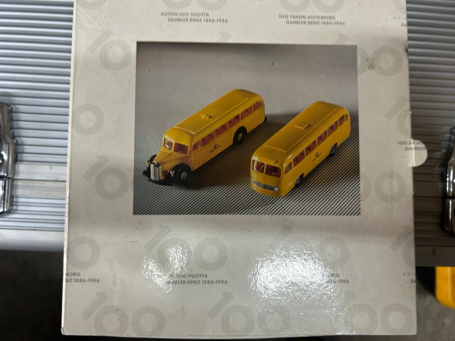 Set van 2 Mercedes-Benz Postbussen 1:87 - Zeldzaam, Ophalen of Verzenden, Zo goed als nieuw, Bus of Vrachtwagen, Overige merken
