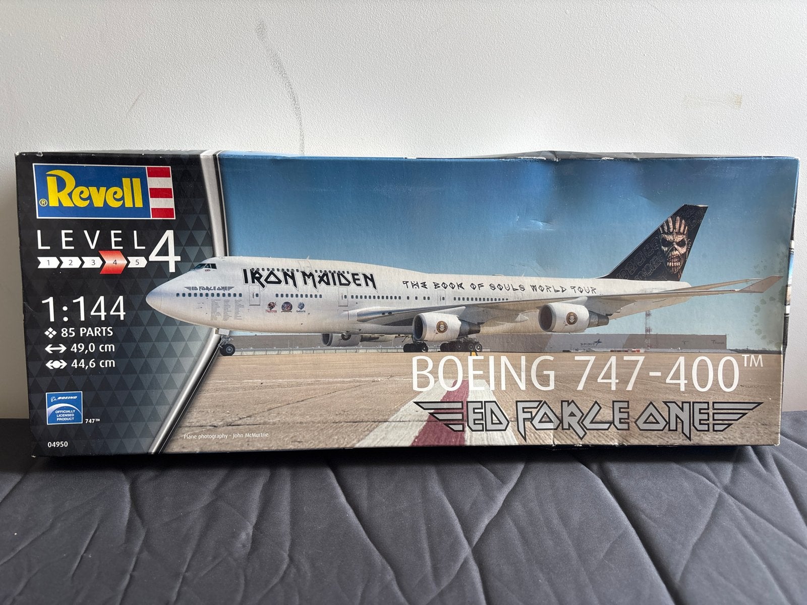 Revell 2016 Boeing 747-400 Ed Force One Iron Maiden 1:144, 1:72 tot 1:144, Revell, Nieuw, Ophalen of Verzenden