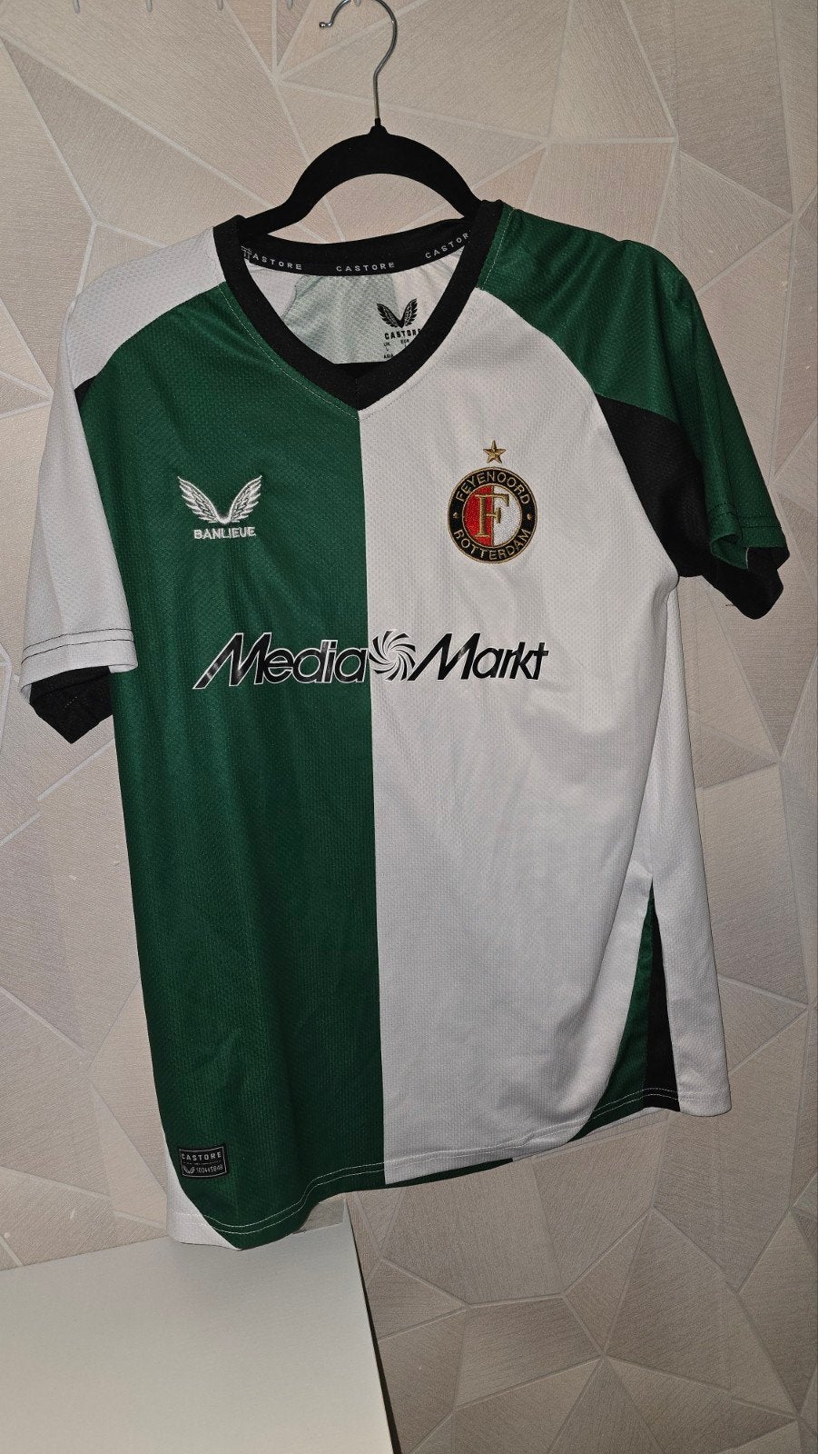 Feyenoord uitshirt 2023/2024 maat L, Maat 52/54 (L), Ophalen of Verzenden, Zo goed als nieuw, Voetbal