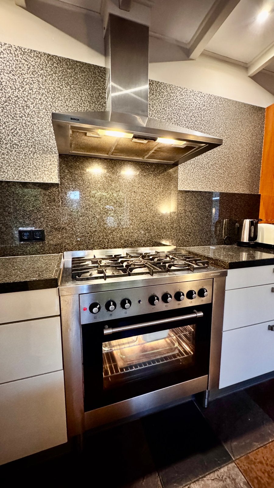Bosch Solitaire Gasfornuis 90cm met Afzuigkap model SOF915B, Ophalen, Gebruikt, 60 cm of meer, Gas