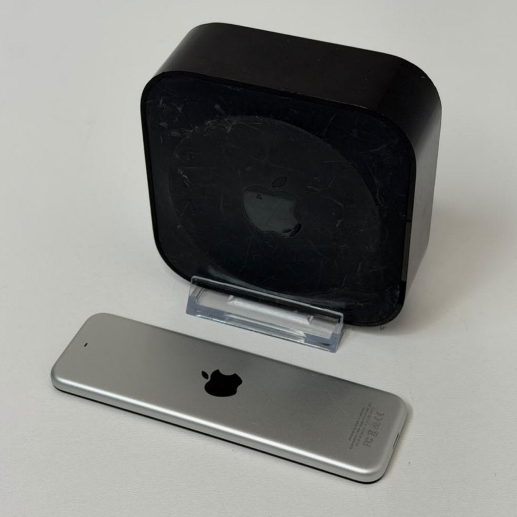 Apple TV A1625 HD 32GB + Remote | Prima Staat, Audio, Tv en Foto, Apple, Gebruikt, Support@apple.com, One Apple Park Way
Cupertino, CA 95014
United States
