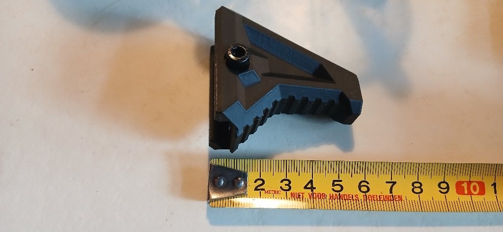 foregrip picatinny ar15 style 6 cm  VFG, Ophalen of Verzenden, Gebruikt