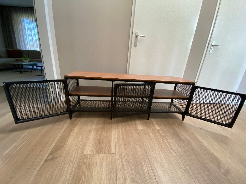 TV meubel FJÄLLBO, Gebruikt, Industrie look, 150 tot 200 cm, Minder dan 100 cm