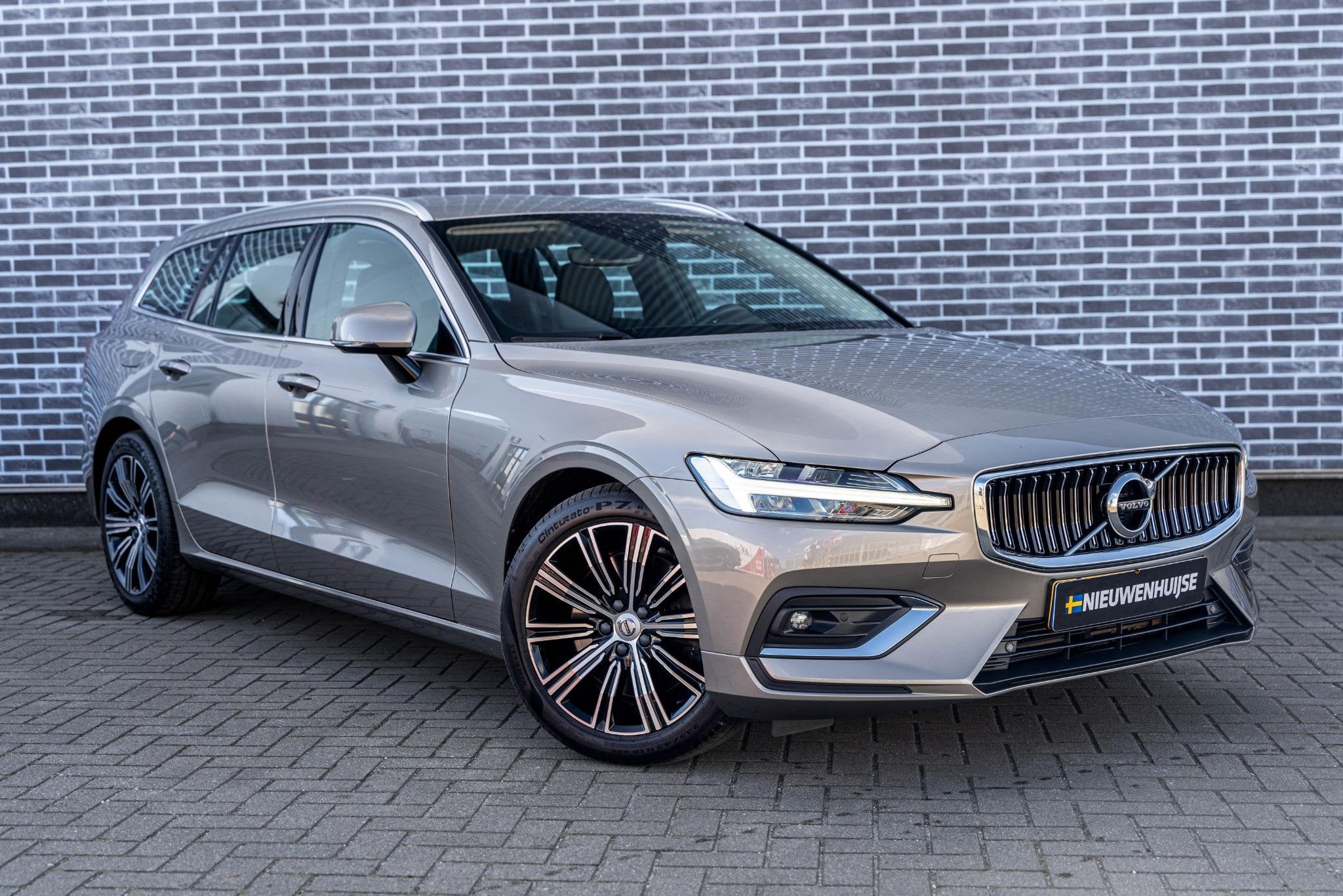 Volvo V60 2.0 T5 Inscription | Parkeersensoren | Lederen Bek, Auto's, Volvo, 12 maanden, 15 km/l, Euro 6, 4 cilinders