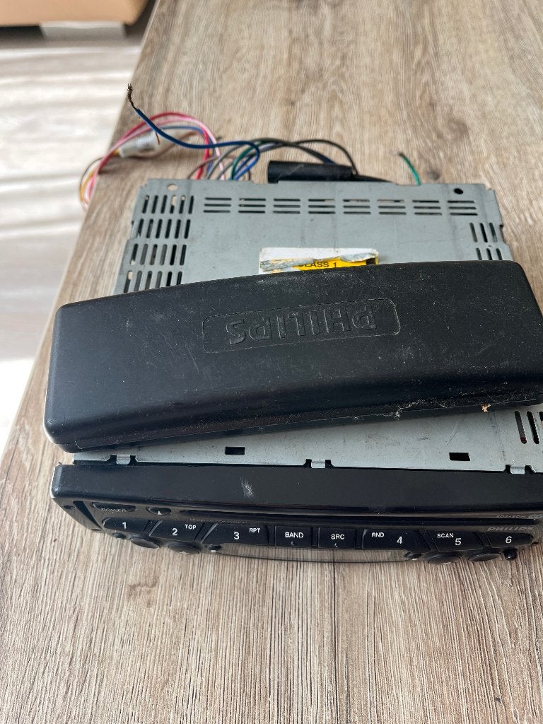 Autoradio met CD-speler, Auto diversen, Autoradio's, Ophalen, Gebruikt