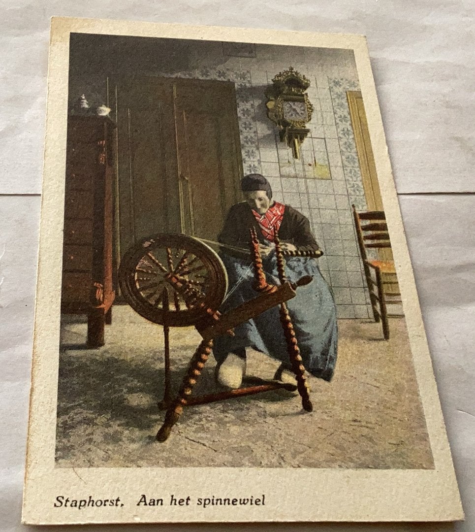 Staphorst aan een Spinnewiel, Ophalen of Verzenden, Gelderland