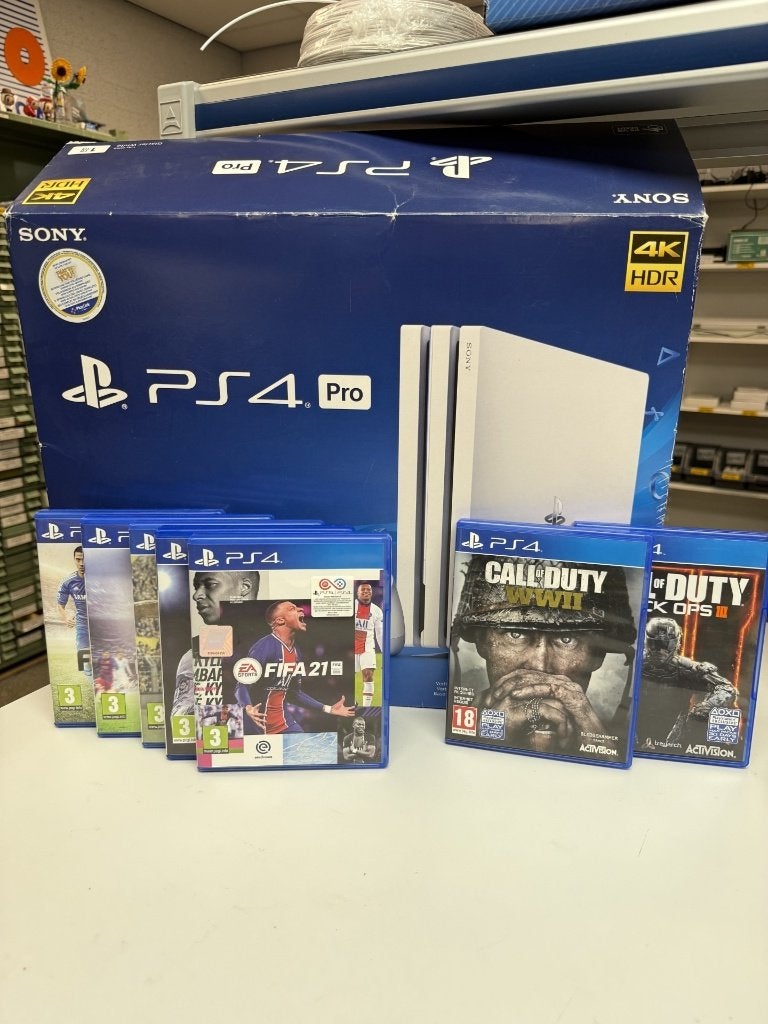 PS4 Pro Wit 1TB + 3 Controllers + Diverse games + Headset, Spelcomputers en Games, Ophalen of Verzenden, 1 TB, Pro, Met 3 controllers of meer