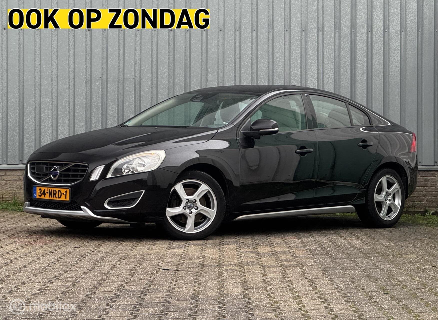 Volvo S60 2.0T Intro Edition 203pk | BLIS | Climate | Cruise, Auto's, Euro 5, Stof, 1800 kg, Beige