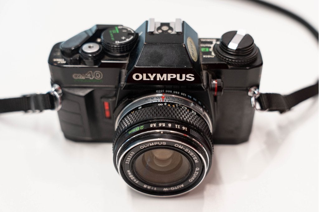 Olympus OM40 + 28mm f3.5  (fotogroep Doorn), Niet ingevuld, Gebruikt, Spiegelreflex, Niet ingevuld