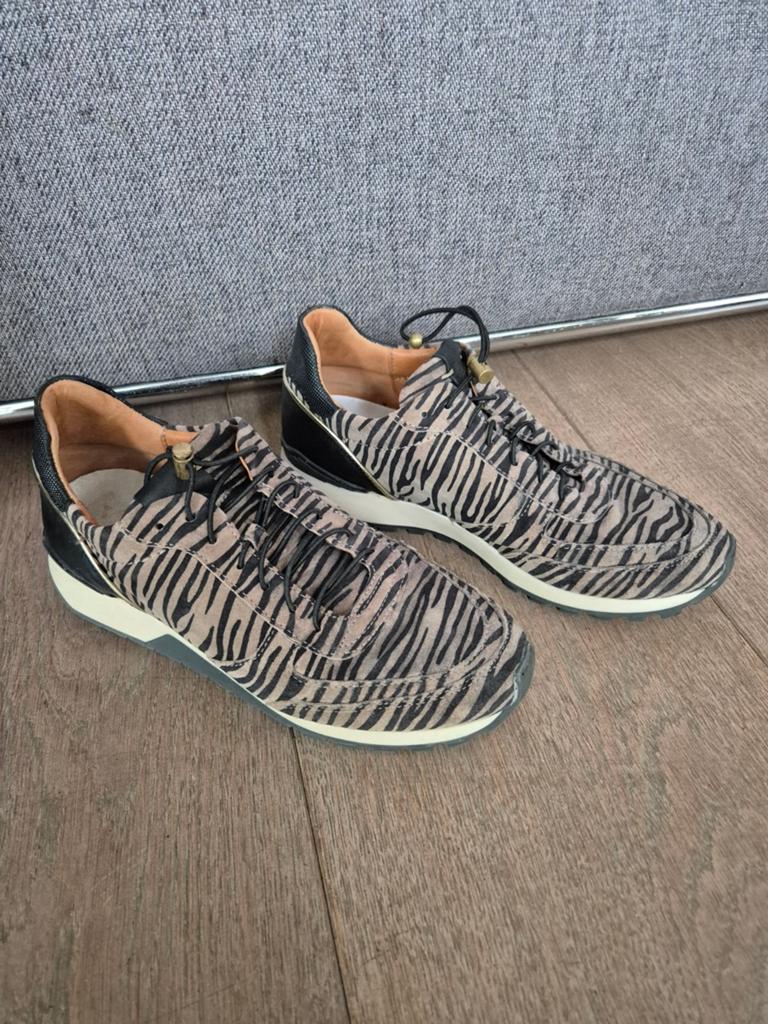 Via Vai schoenen maat 40, Ophalen of Verzenden, Zo goed als nieuw, Zwart, Sneakers of Gympen
