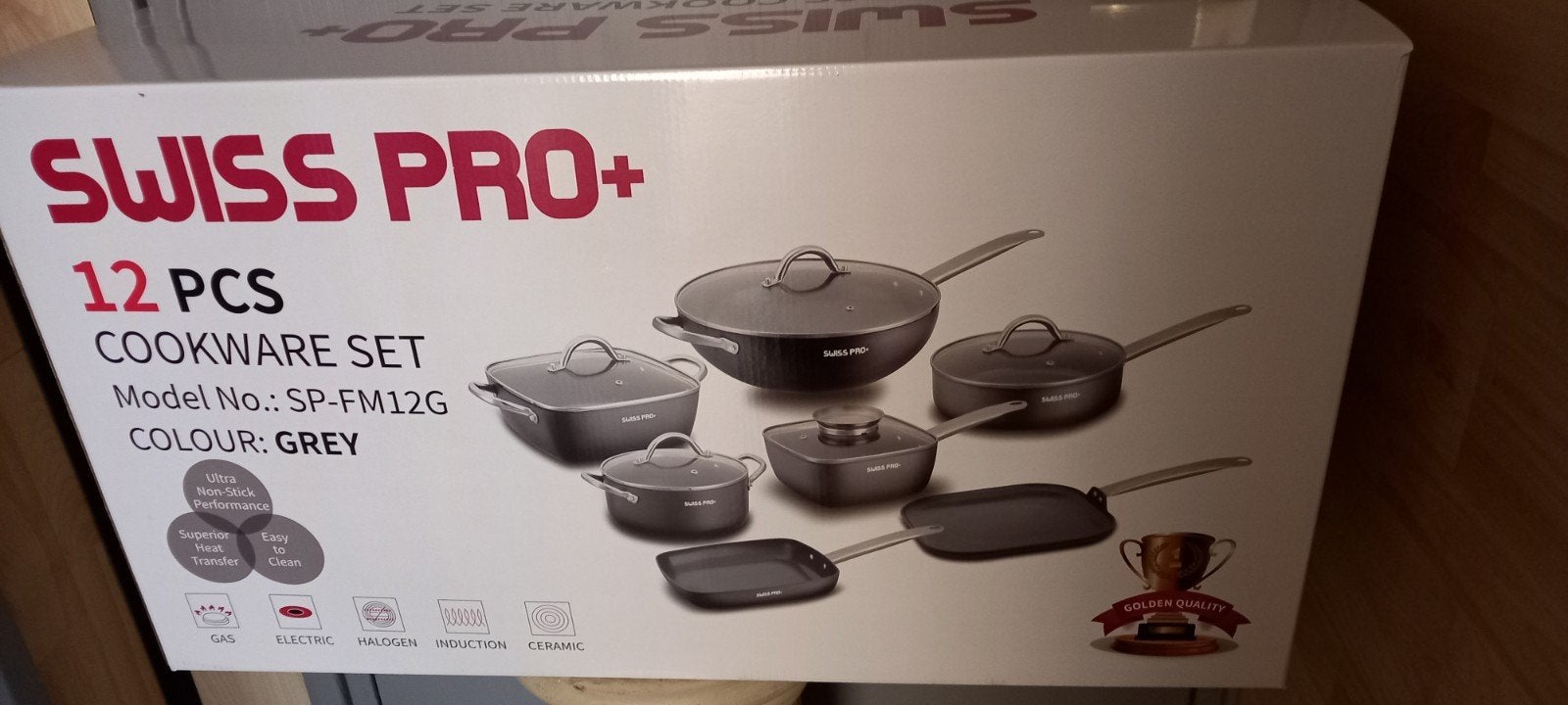 Swiss Pro+ 12-delige pannenset - Nieuw in doos, Ophalen, Nieuw