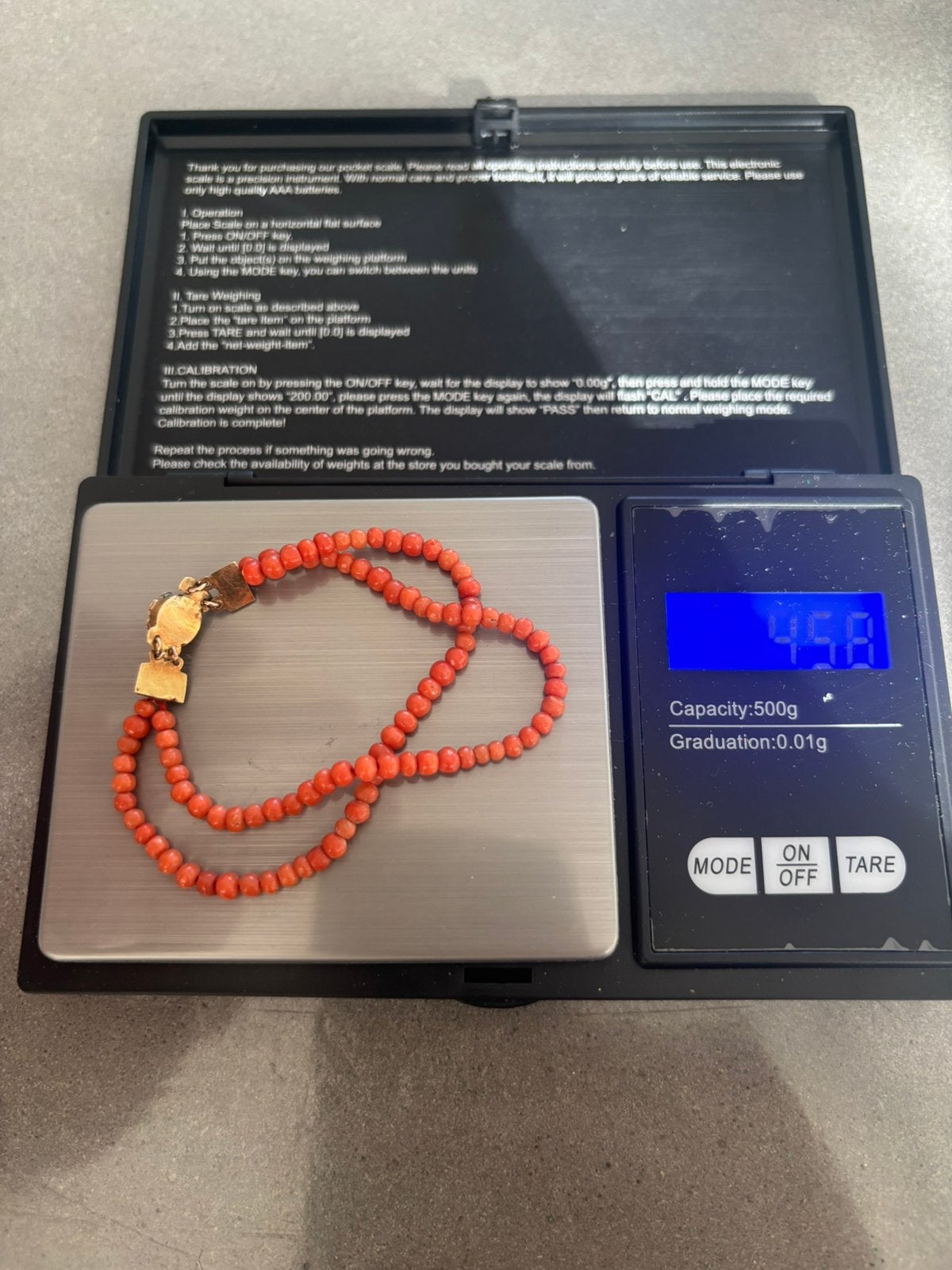 Bloedkoraal armband met gouden sluiting, Ophalen of Verzenden, Rood, Goud