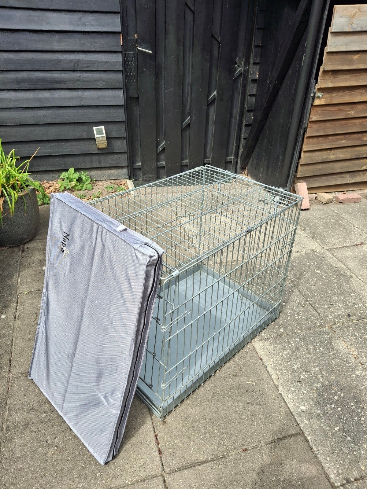 Bench voor klein tot middelgrote hond, Dieren en Toebehoren, Ophalen