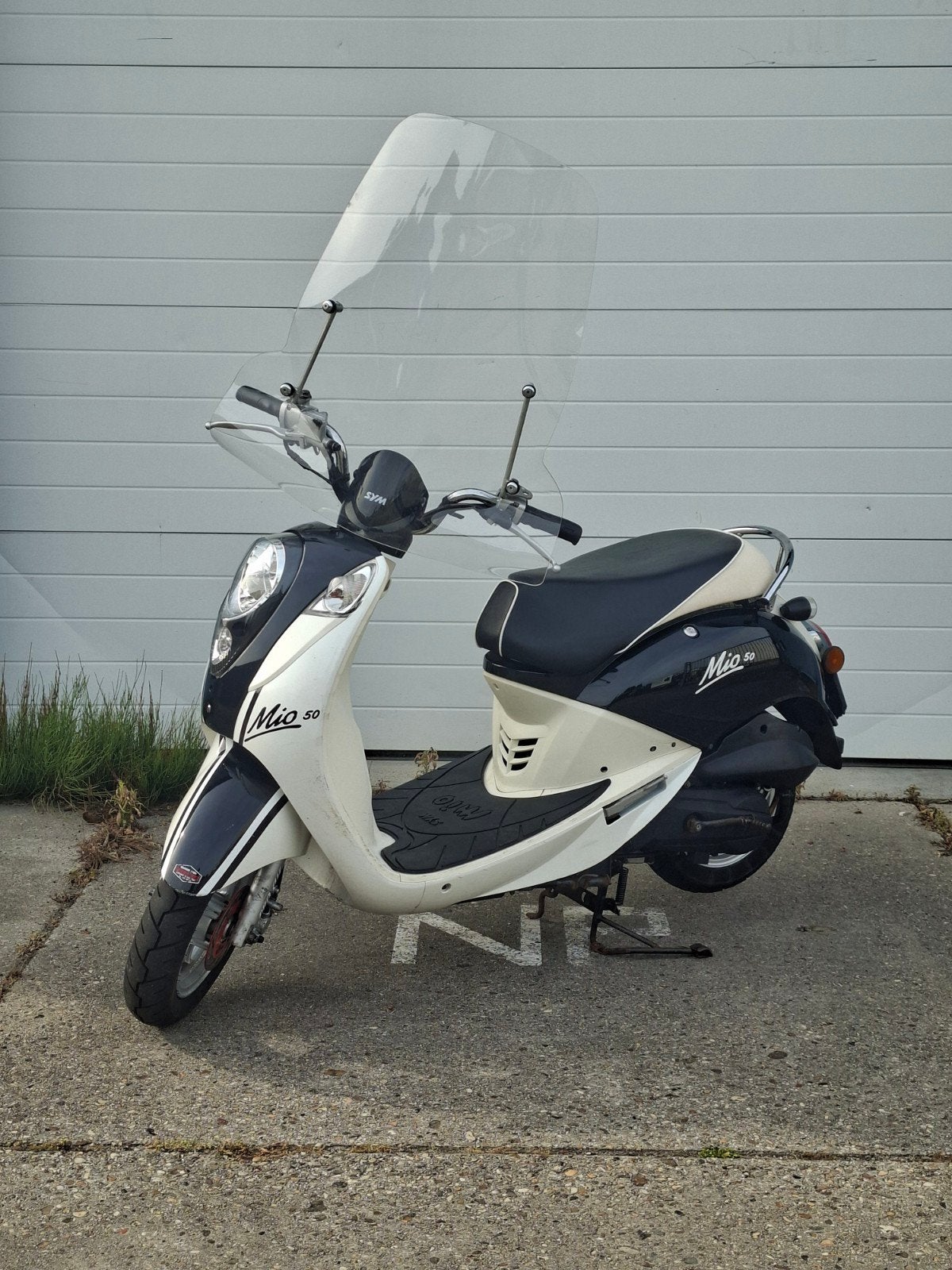 Sym mio 50 - Blauw kenteken - Met windscherm!, Fietsen en Brommers, Scooters | SYM, Gebruikt, Mio, Maximaal 45 km/u, Benzine, Ophalen