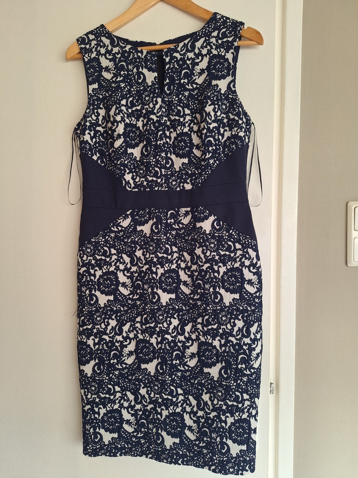Phase Eight Jurk - Marineblauw en Crème Kantpatroon, Maat 38/40 (M), Blauw, Ophalen of Verzenden, Zo goed als nieuw