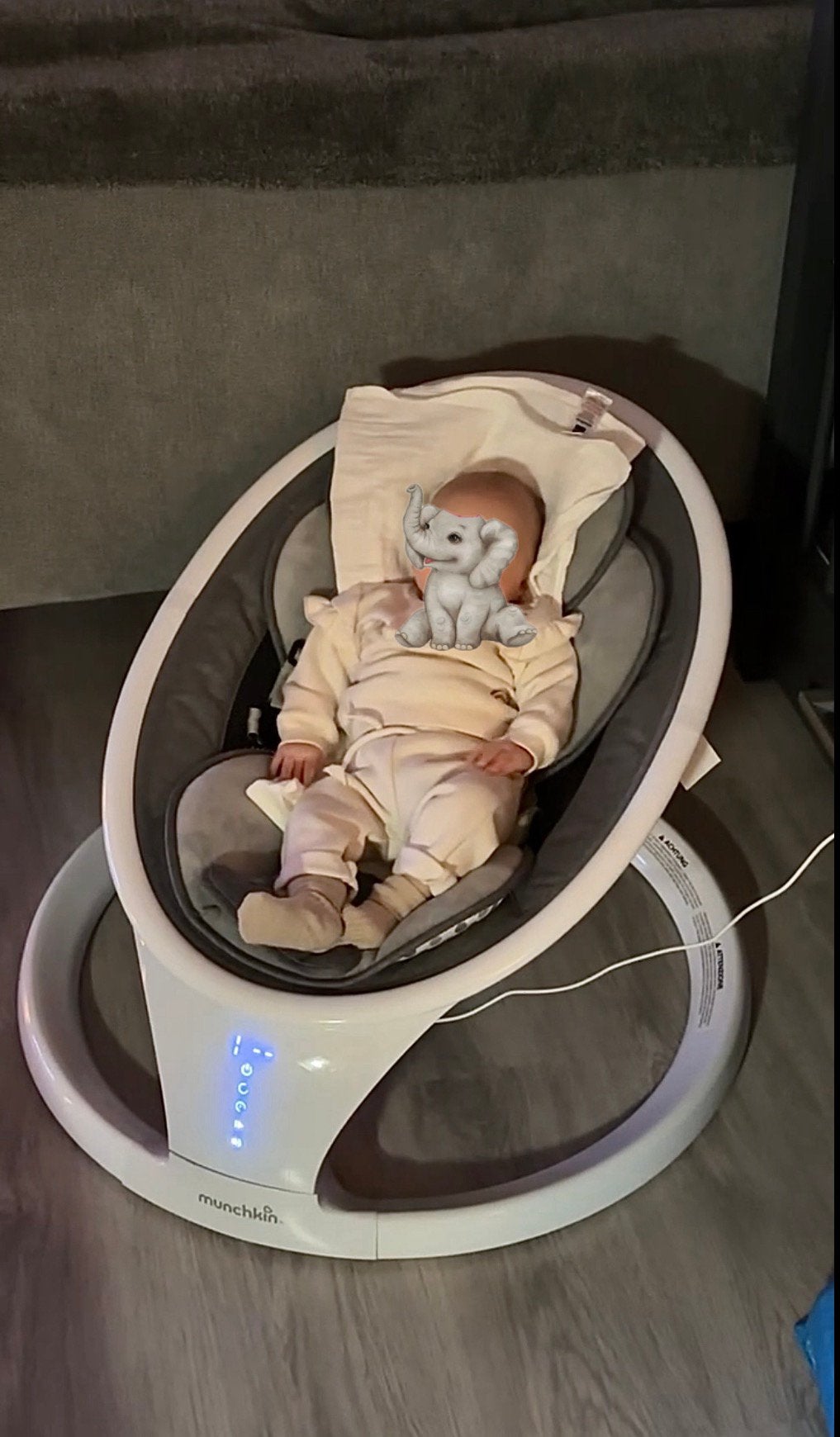 Elektrische baby schommel met afstandsbediening ZGAN, Ophalen, Zo goed als nieuw