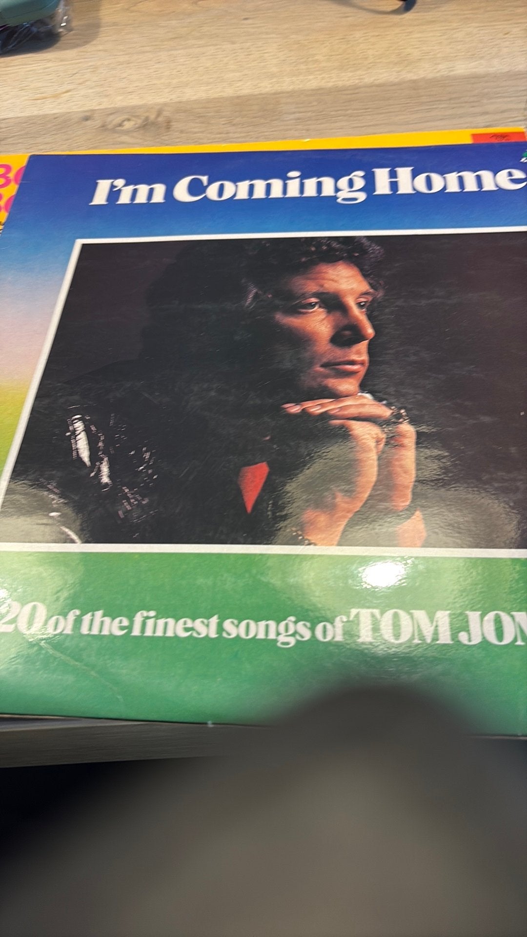 Tom Jones, Ophalen, Zo goed als nieuw