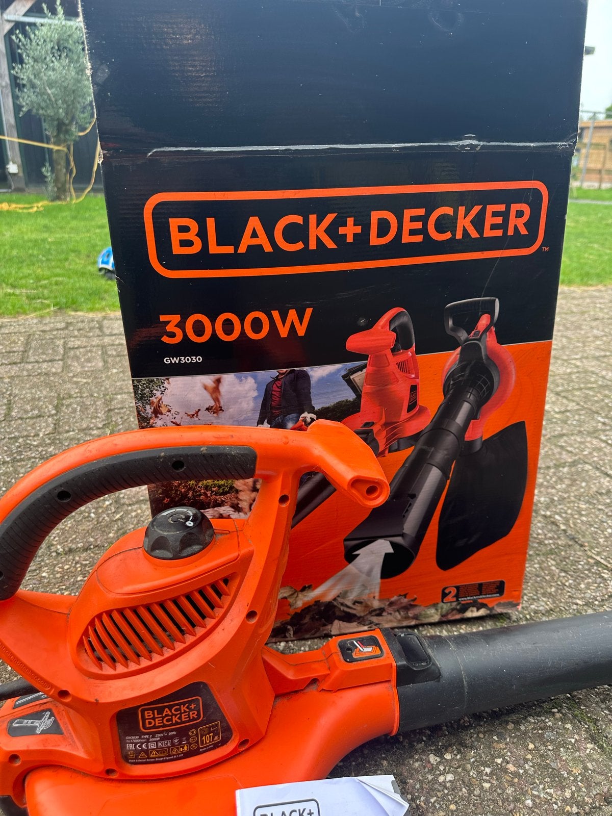BLACK+DECKER GW3030 Bladblazer 3000W & onderdelen doos boek, Gebruikt, Met opvangzak, Handgedragen, Ophalen of Verzenden