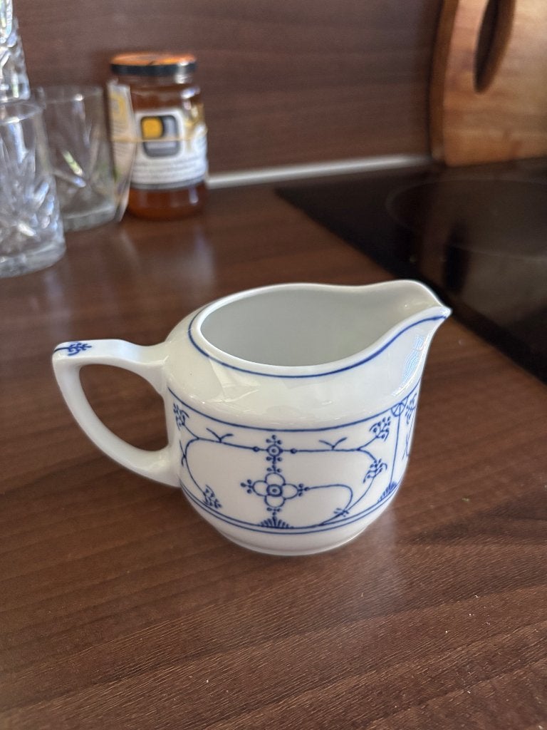 Jäger Blau Saks melkkannetje, Ophalen