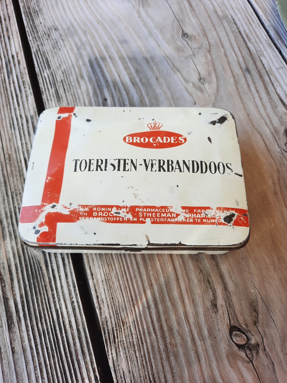 Oud toeristen verbanddoos/ trommel, Ophalen of Verzenden, Gebruikt, Overige, Overige merken