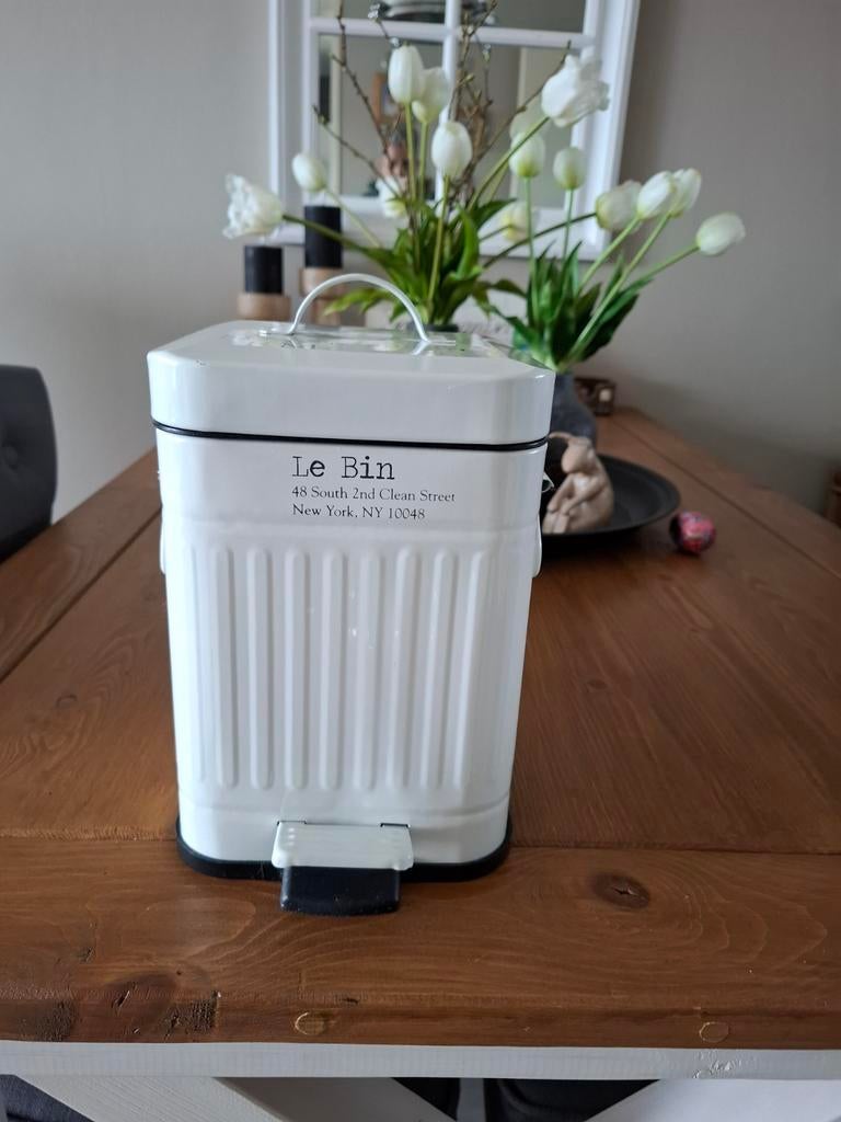 Riviera Maison prullenbakje in goede staat, Ophalen, Met pedaal, Zo goed als nieuw, Metaal