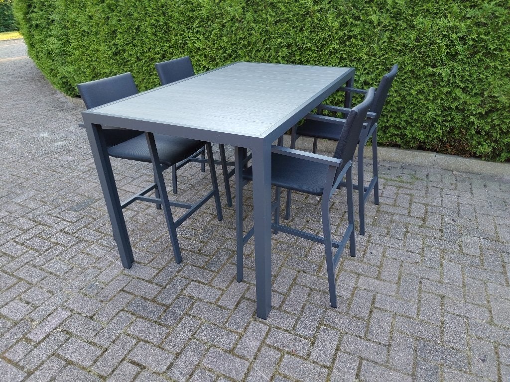 Barset Verona, Ophalen, Zo goed als nieuw