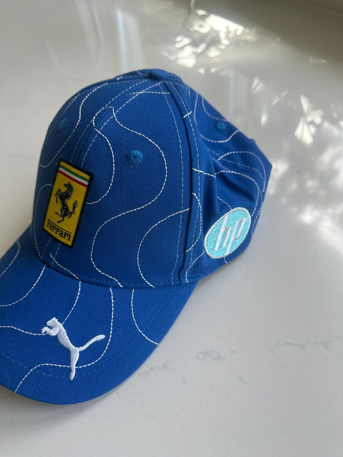 F1 Cap Pet Ferrari Monza 2025 limited!, Ophalen of Verzenden, Zo goed als nieuw, One size fits all, Pet