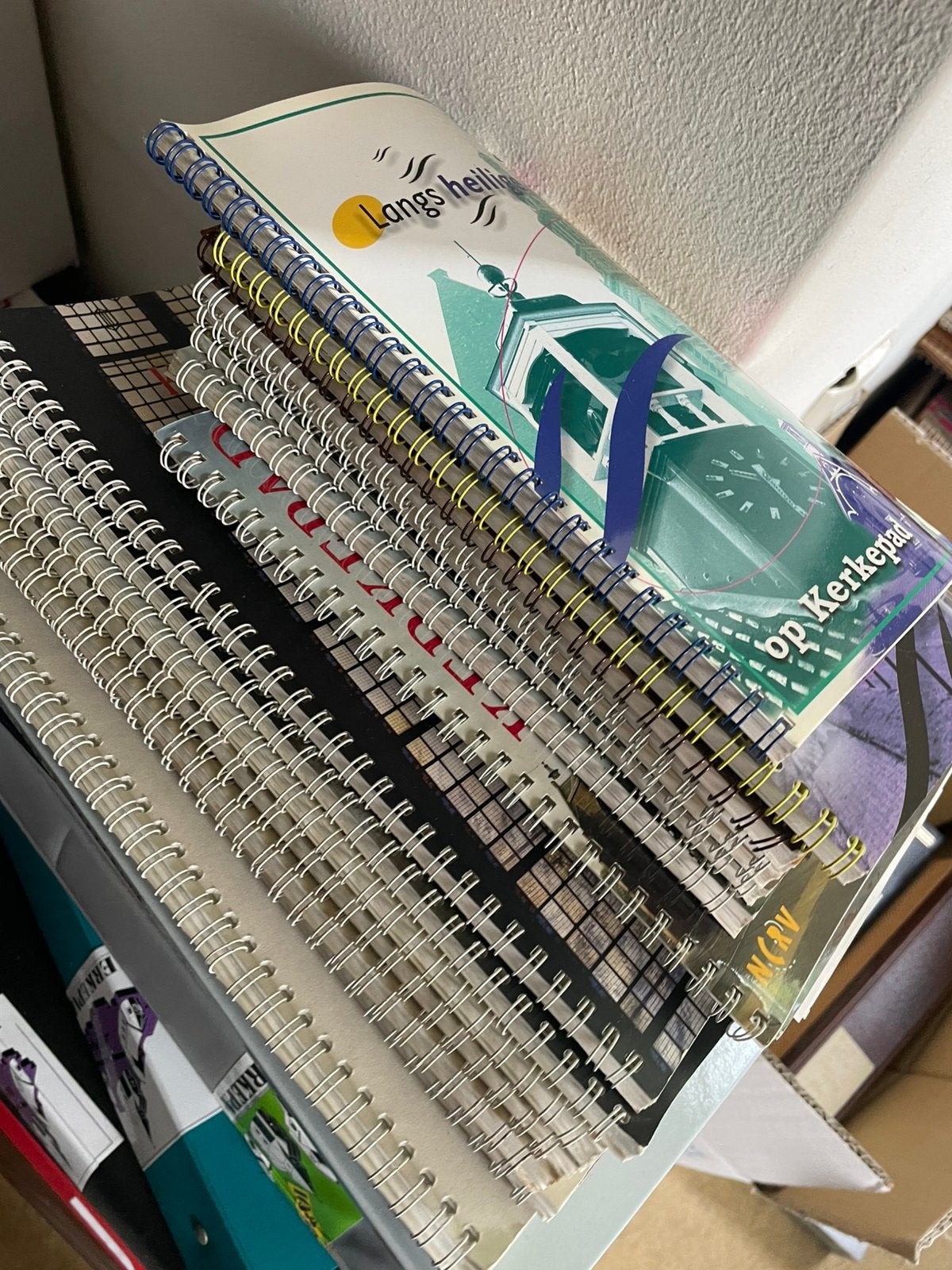 Kerkepad - reeks albums met fotos en kaarten en gidsen, Ophalen, Gelezen, Overige typen