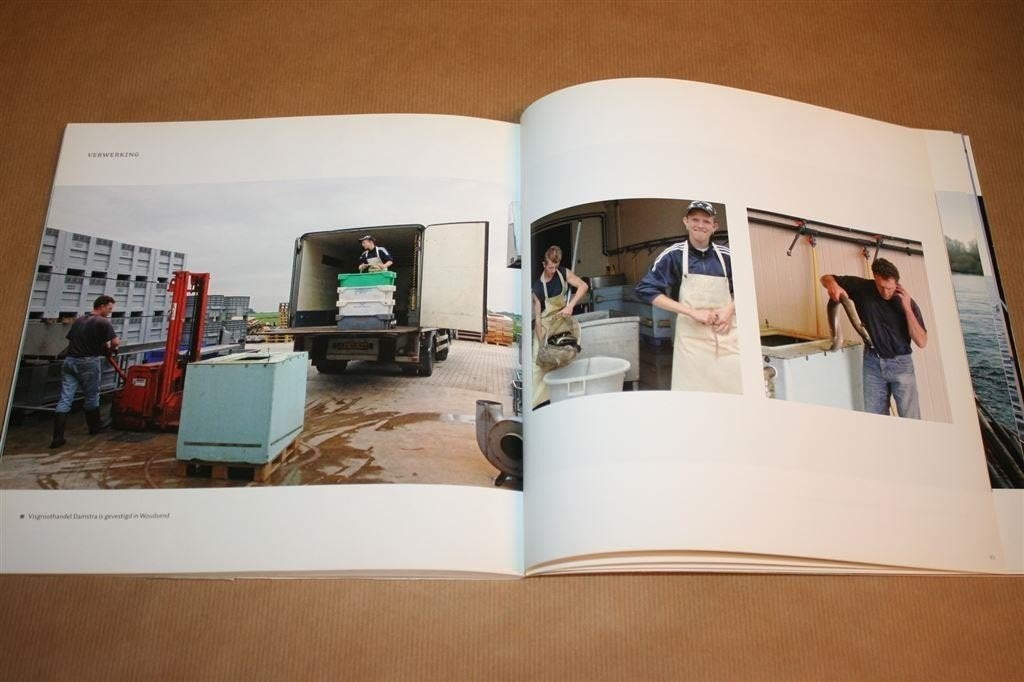 Palingvissers Palingrokers — Fotoboek Friese Palingvisserij, Ophalen of Verzenden, Zo goed als nieuw