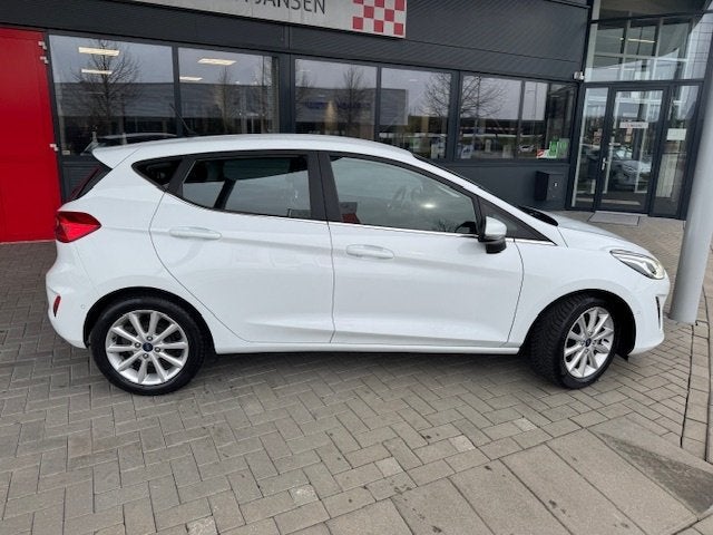 Ford Fiesta 1.0 ECOBOOST TITANIUM 5-DRS. + ECC/APPLE CARPLAY, Voorwielaandrijving, Gebruikt, Euro 6, 580 kg