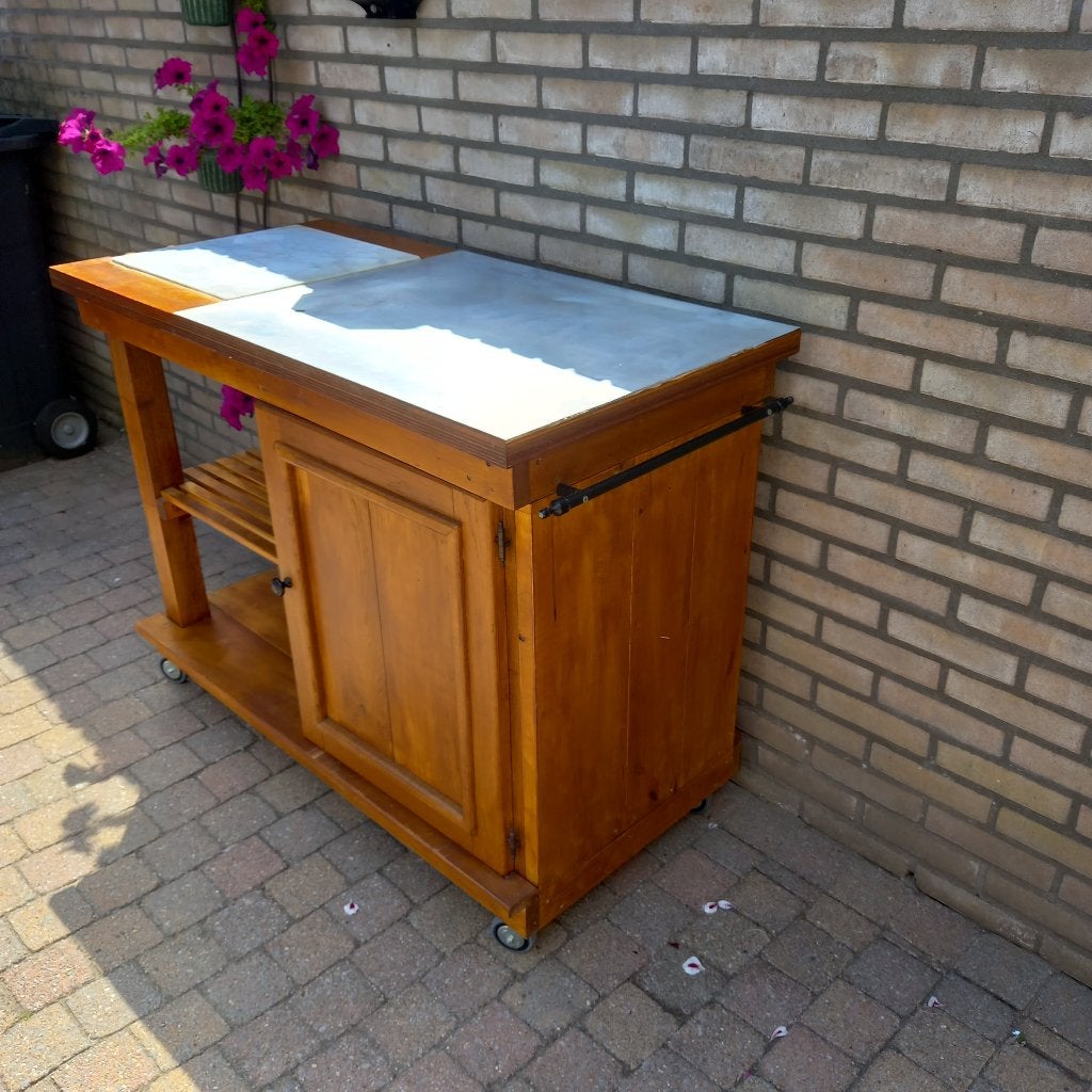 barbecue kastje, Ophalen, Zo goed als nieuw