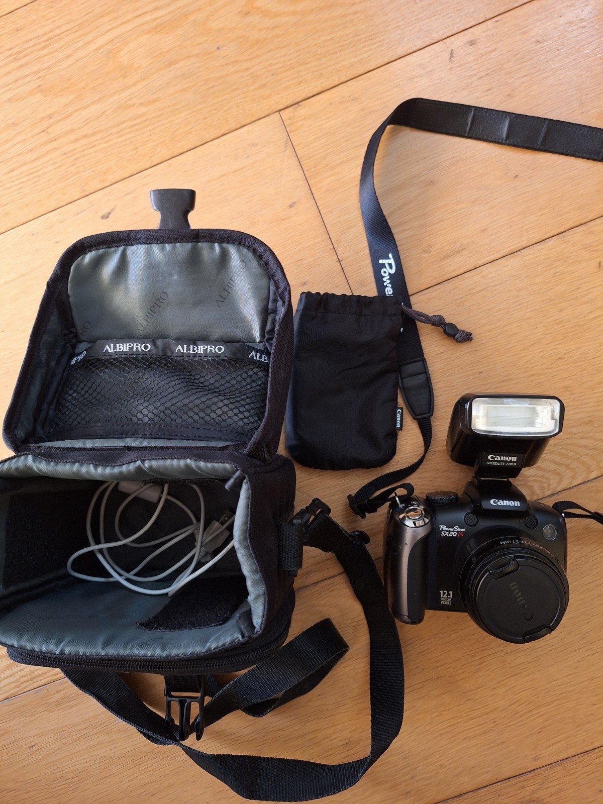 Canon PowerShot SX20 IS Bridgecamera met flitser en tas, Audio, Tv en Foto, Fotocamera's Digitaal, Gebruikt, Canon, Cameratas