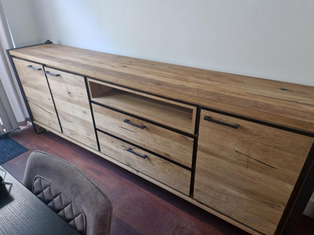 Dressoir Metalo van Henders en Hazel, Gebruikt, Met deur(en), 200 cm of meer, Industrieel