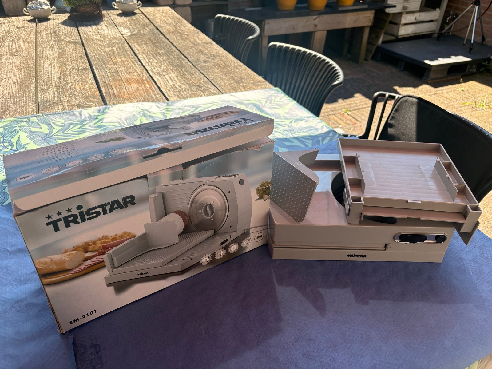 Tristar Broodsnijmachine EM-2101 ., Ophalen, Gebruikt
