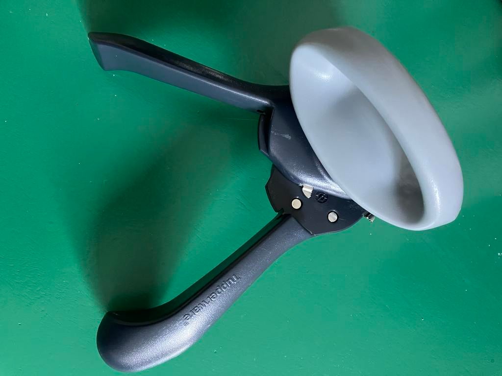 TUPPERWARE blikopener, Ophalen of Verzenden, Gebruikt, Overige typen