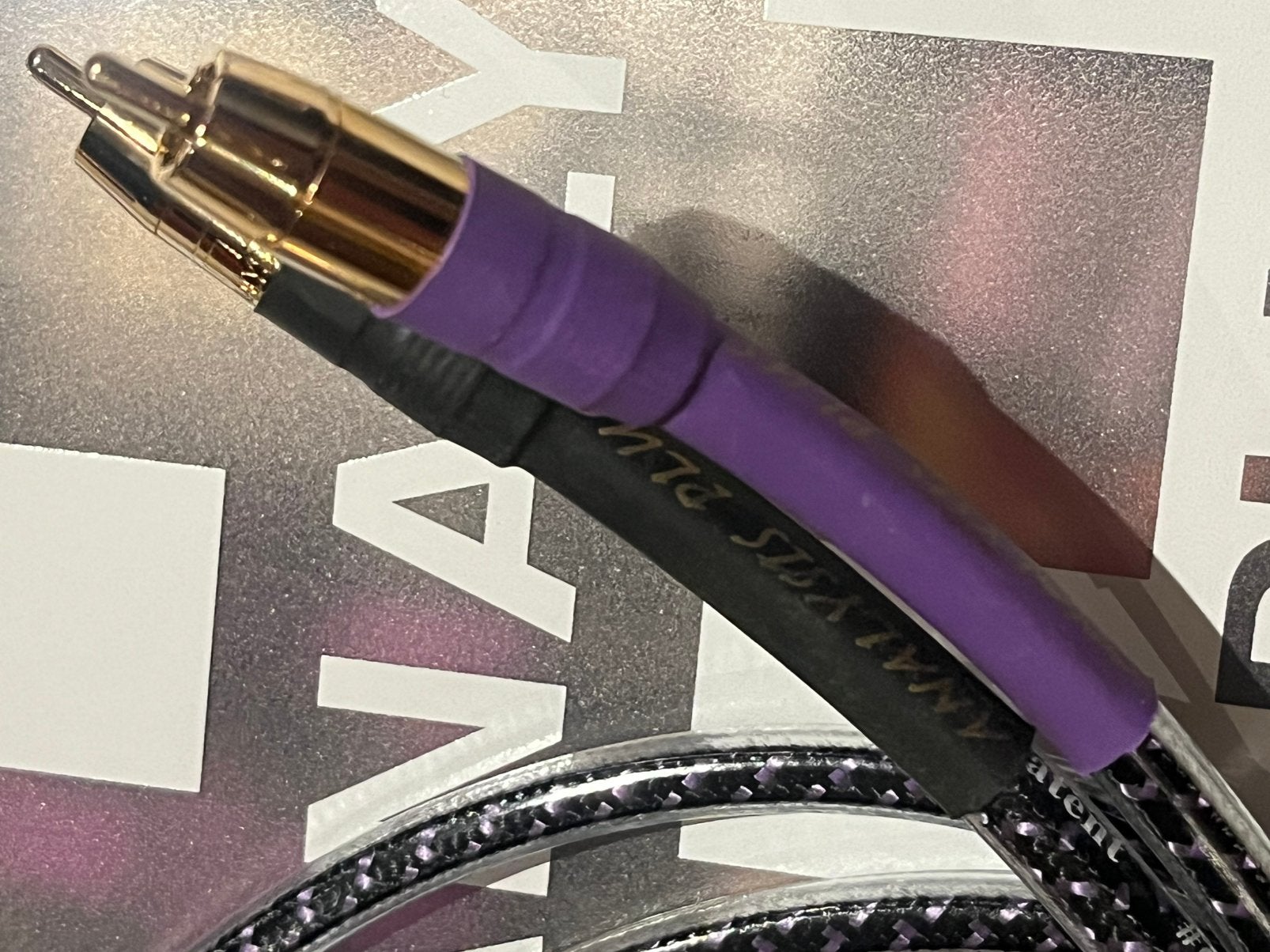 Analysis Plus Solo Crystal Oval RCA Interconnect - 2x 1m, Ophalen of Verzenden, Zo goed als nieuw, Minder dan 2 meter, Interlink-kabel