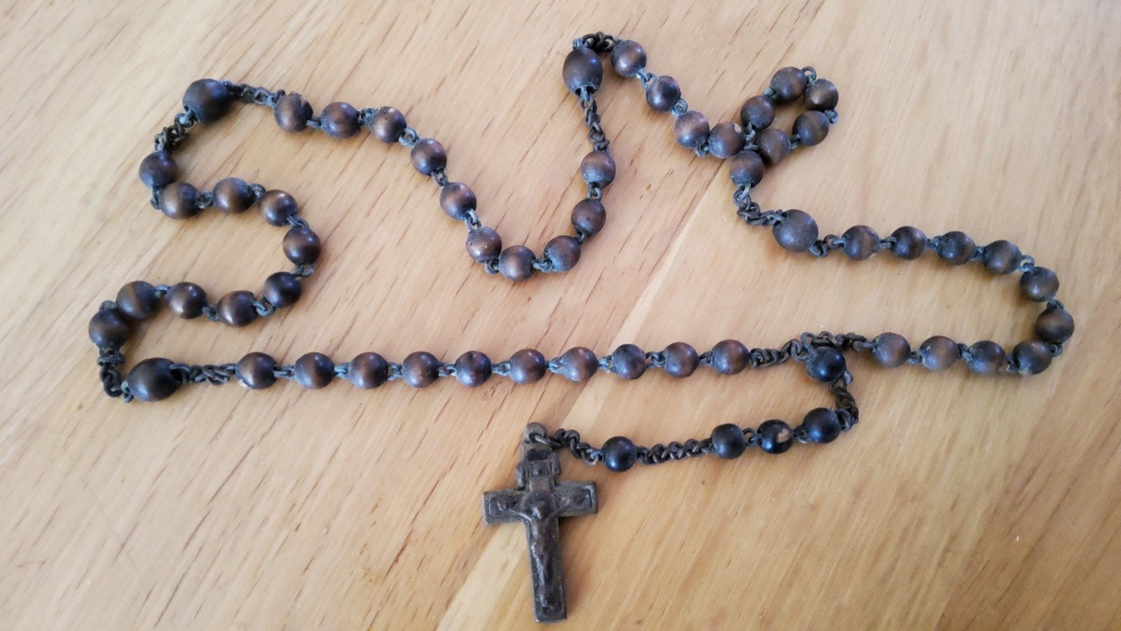 Antiek houten rozenkrans met mooi bewerkt kruisje., Ophalen of Verzenden, Gebruikt