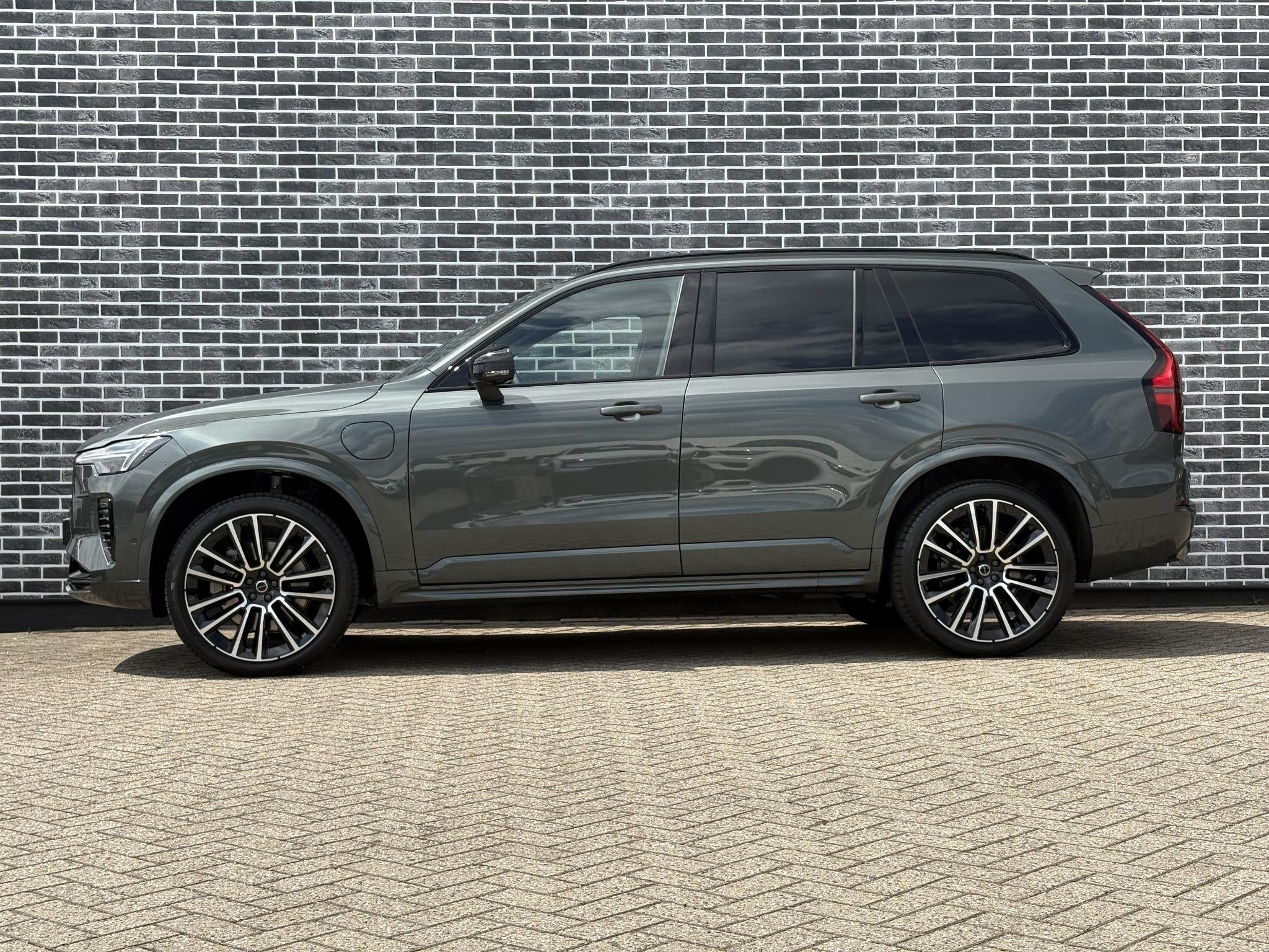 Volvo XC90 2.0 T8 Plug-in hybrid AWD Ultra Dark Exec. Ed. 7, Auto's, Volvo, 12 maanden, Euro 6, SUV of Terreinwagen, Te koop