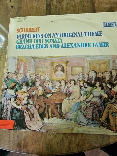 Schubert: Variaties & Grand Duo Sonate Bracha Eden & Alexan, Cd's en Dvd's, Vinyl | Klassiek, Ophalen of Verzenden
