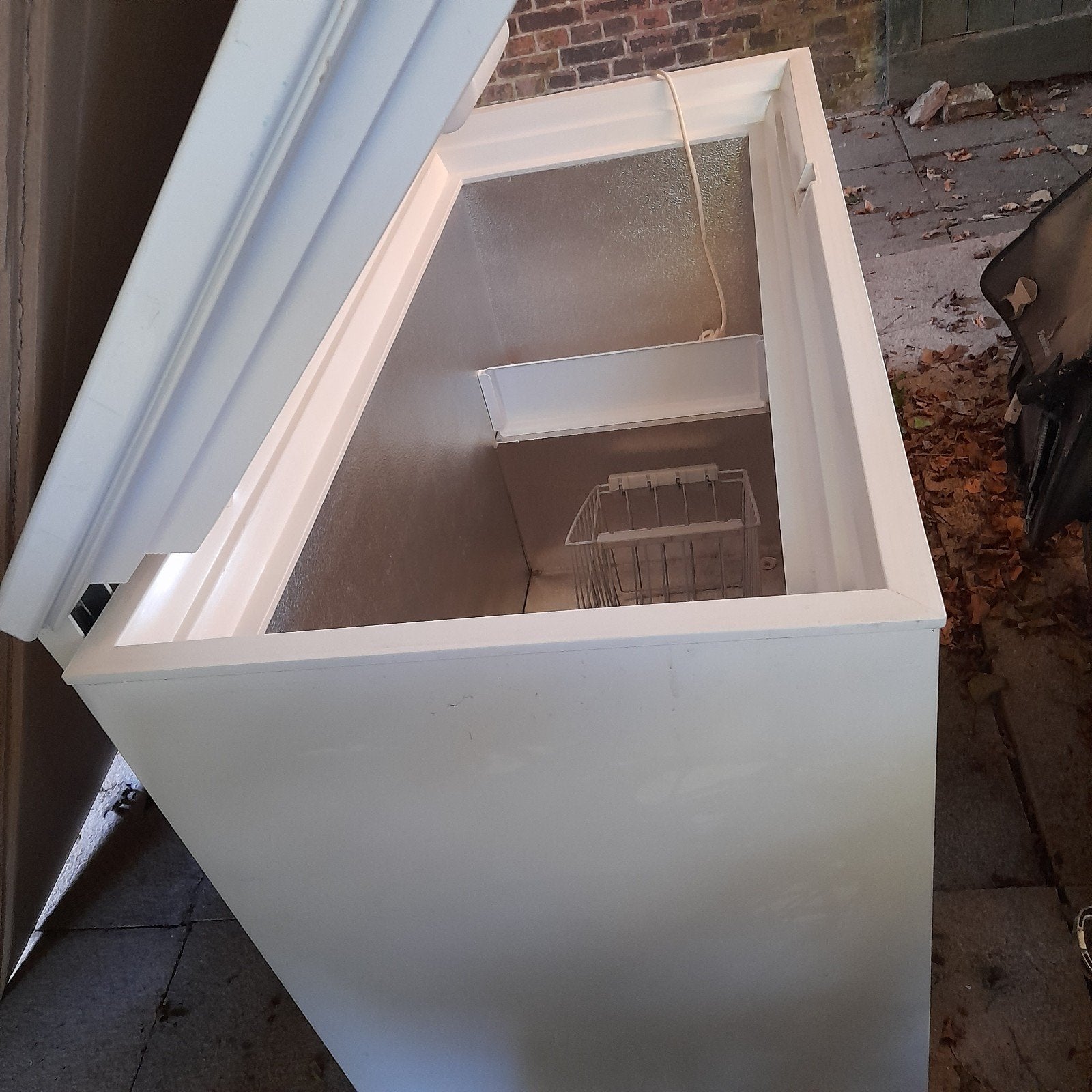 Foto 3 van AEG Arctis Vrieskist 255 liter