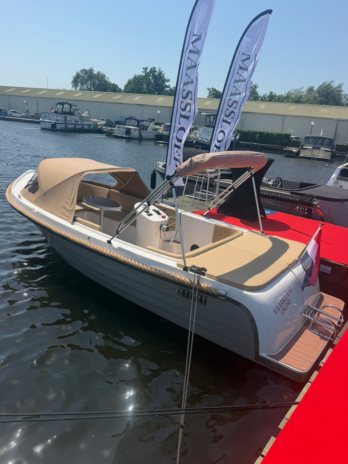 Maassloep 590 Honda 20pk 4takt full opties! Nieuw, Watersport en Boten, Sloepen, Ophalen, Zo goed als nieuw, Maassloep, Elektrische start