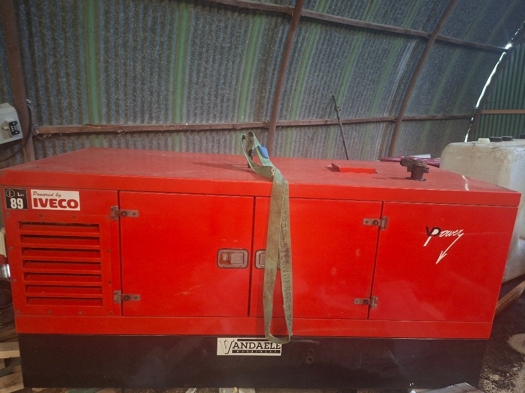Generator iveco, Ophalen, Gebruikt, 10 tot 30 kVA, Dieselolie
