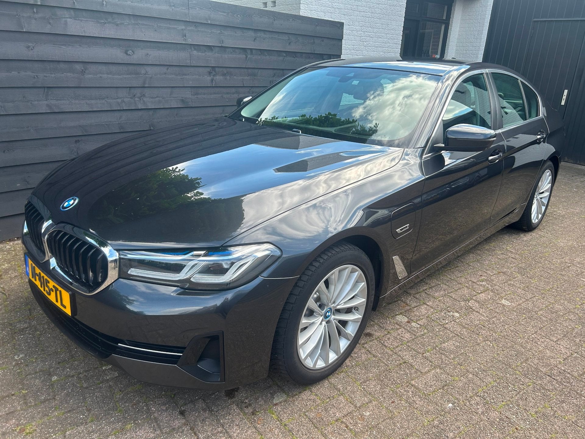 BMW 5-serie 530e Business Edition Plus, Laser, HUD Comfortst, Auto's, Achterwielaandrijving, Gebruikt, 4 cilinders, Bedrijf