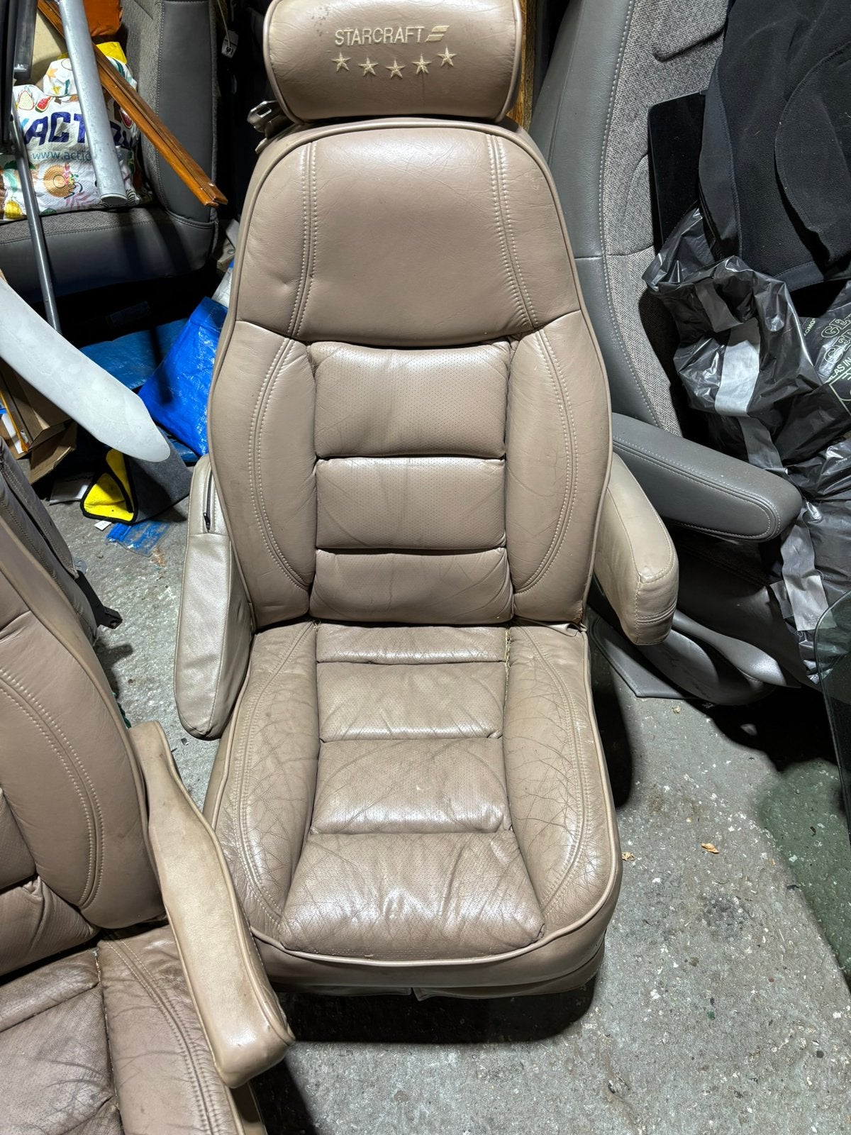 Stoelen captain chairs Chevrolet GMC Dodge Ford Van’s, Ophalen, Chevrolet