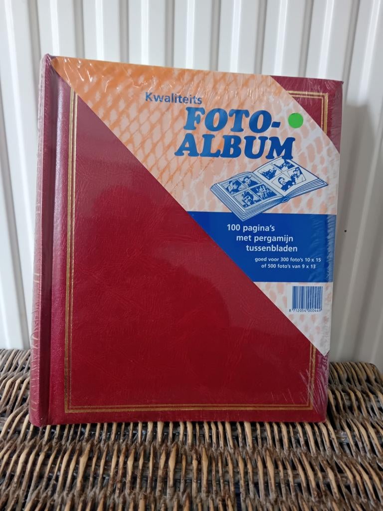 Nieuw Kwaliteits Fotoalbum Rood - 100 Pagina's, Ophalen of Verzenden, Nieuw, Fotoalbum