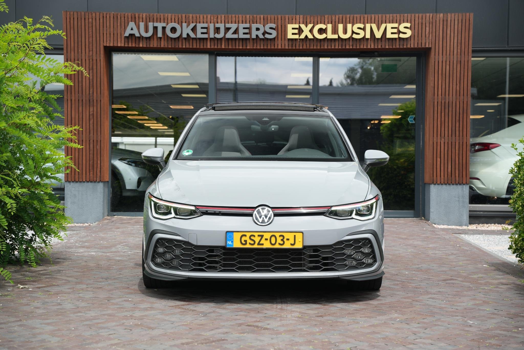 Volkswagen Golf 2.0 TSI GTI Pano IQ 245PK H&K, Auto's, Stof, Gebruikt, Euro 6, 4 cilinders